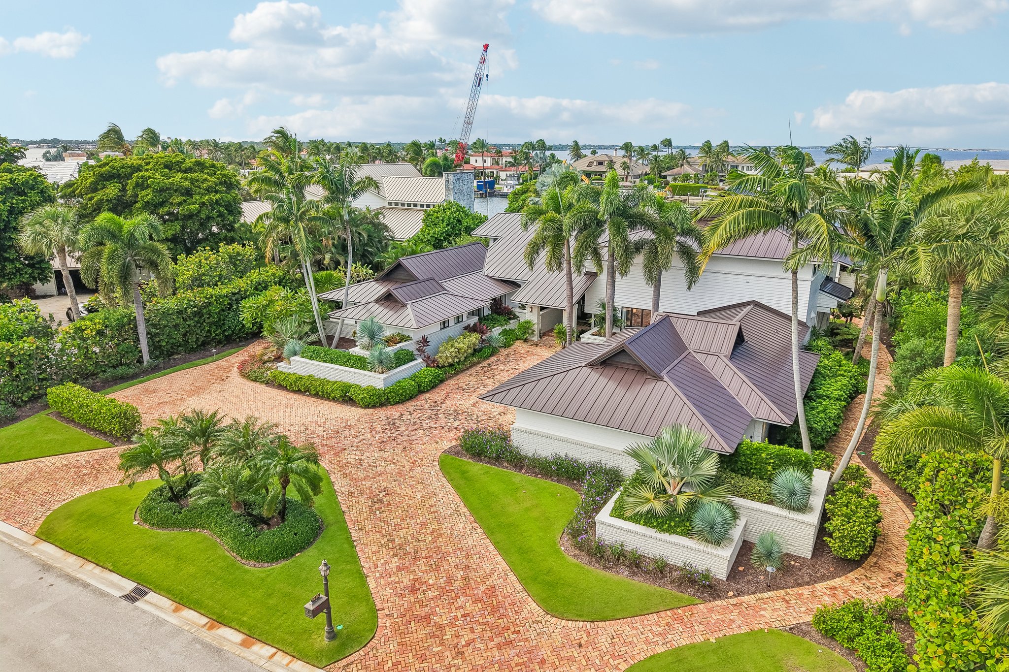 SE South Marina Way-S2310-086.jpg