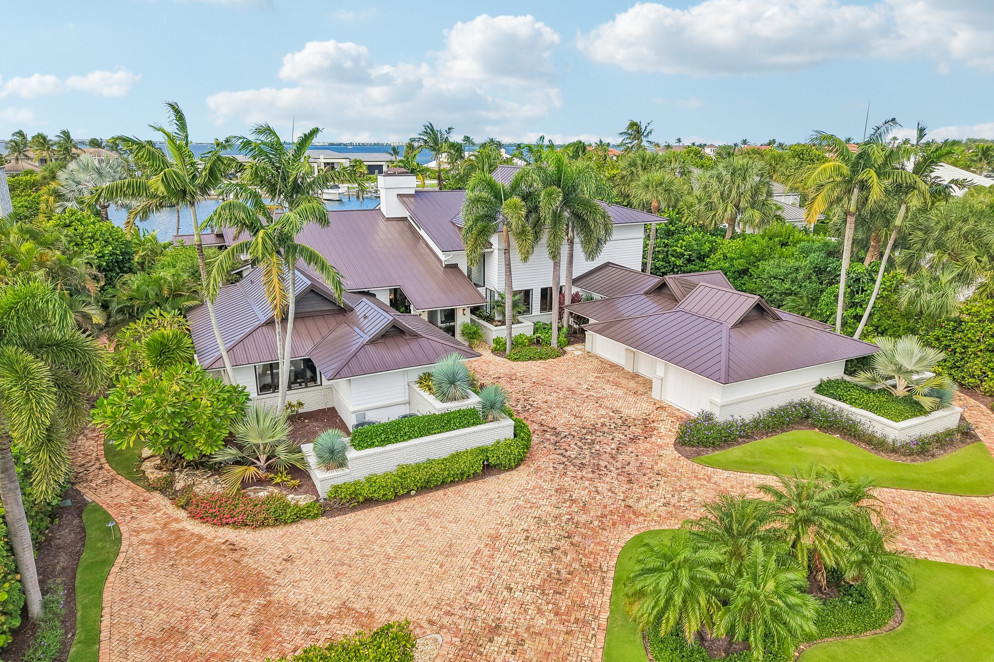 SE South Marina Way-S2310-088.jpg