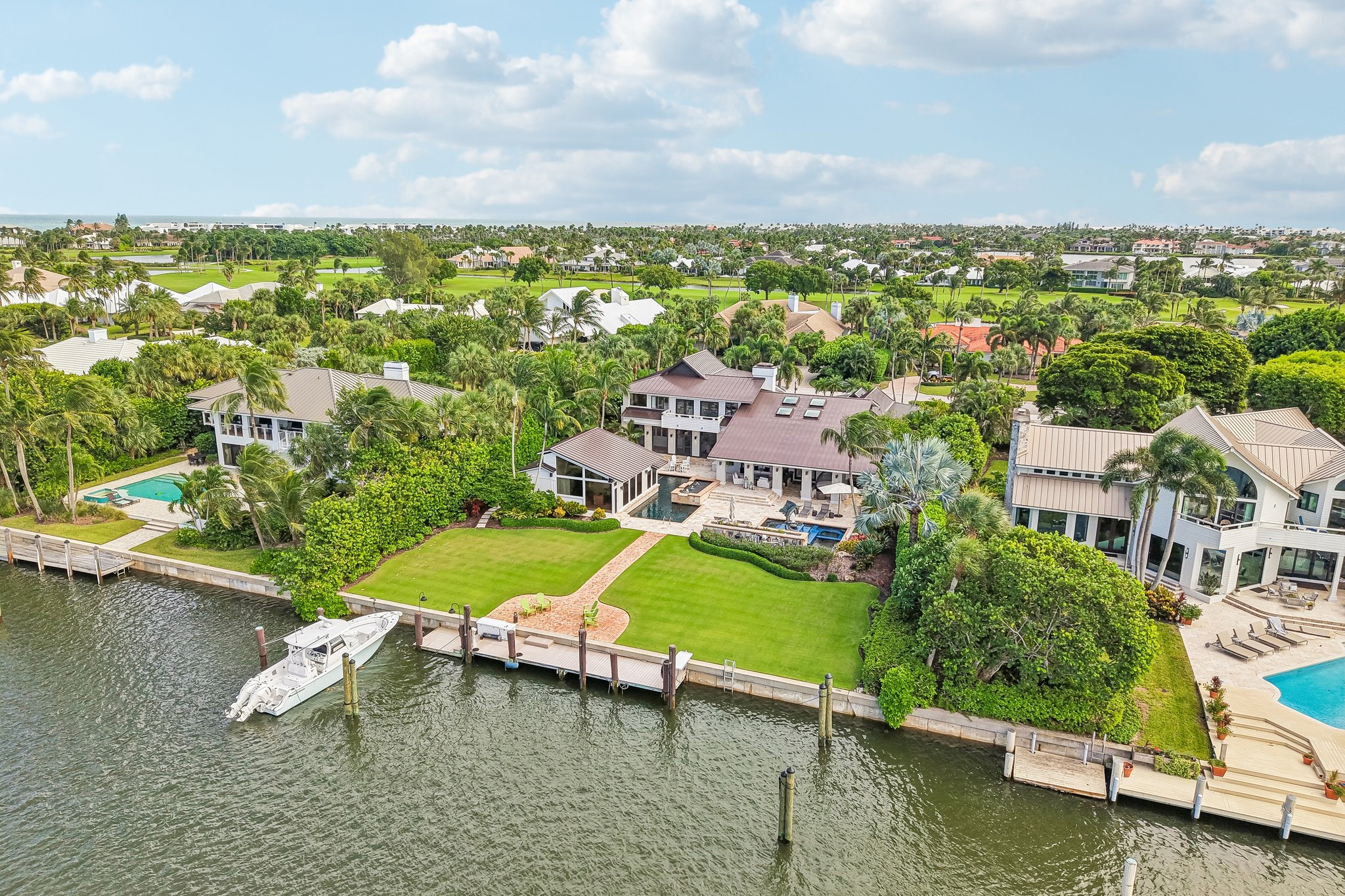 SE South Marina Way-S2310-093.jpg