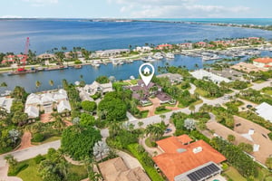 SE South Marina Way-S2310-083.jpg