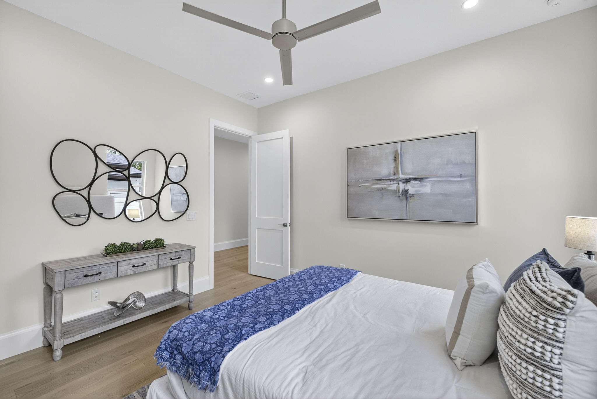 Guest Bedroom 2 - 2 of 2