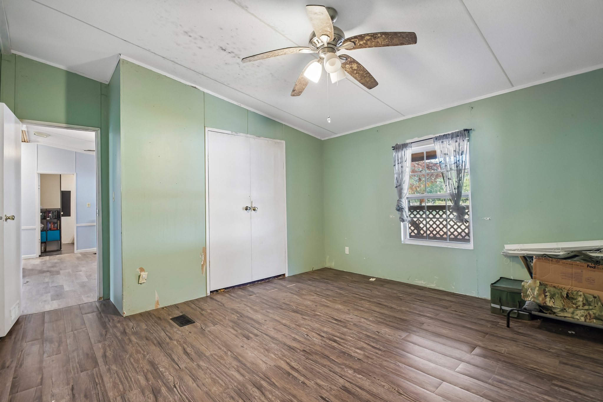 Hidden Oaks Dr-S2808-020.jpg