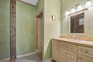Hidden Oaks Dr-S2808-023.jpg