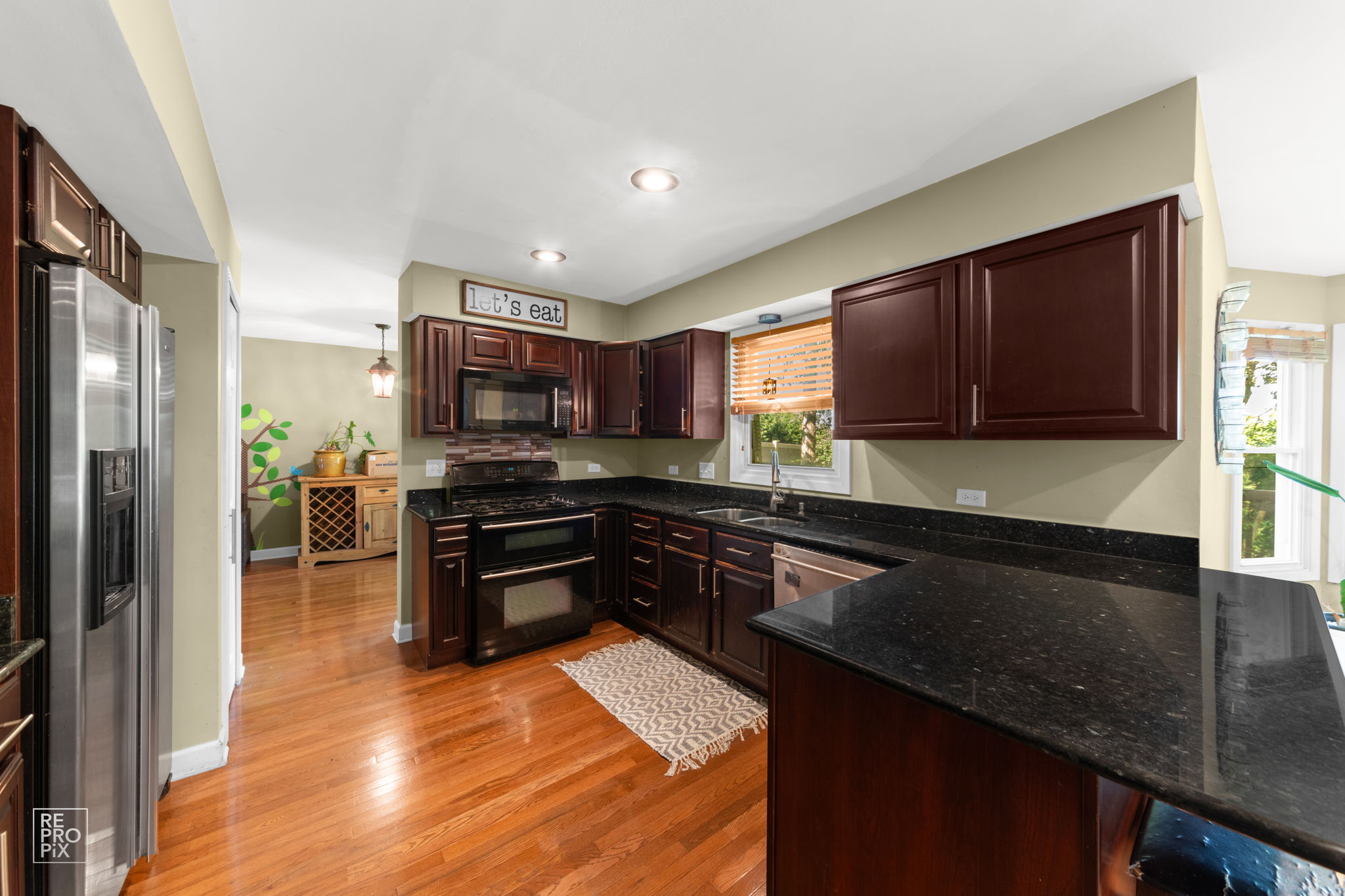 6641 Oak Tree Trail, Woodridge, IL 60517_0006