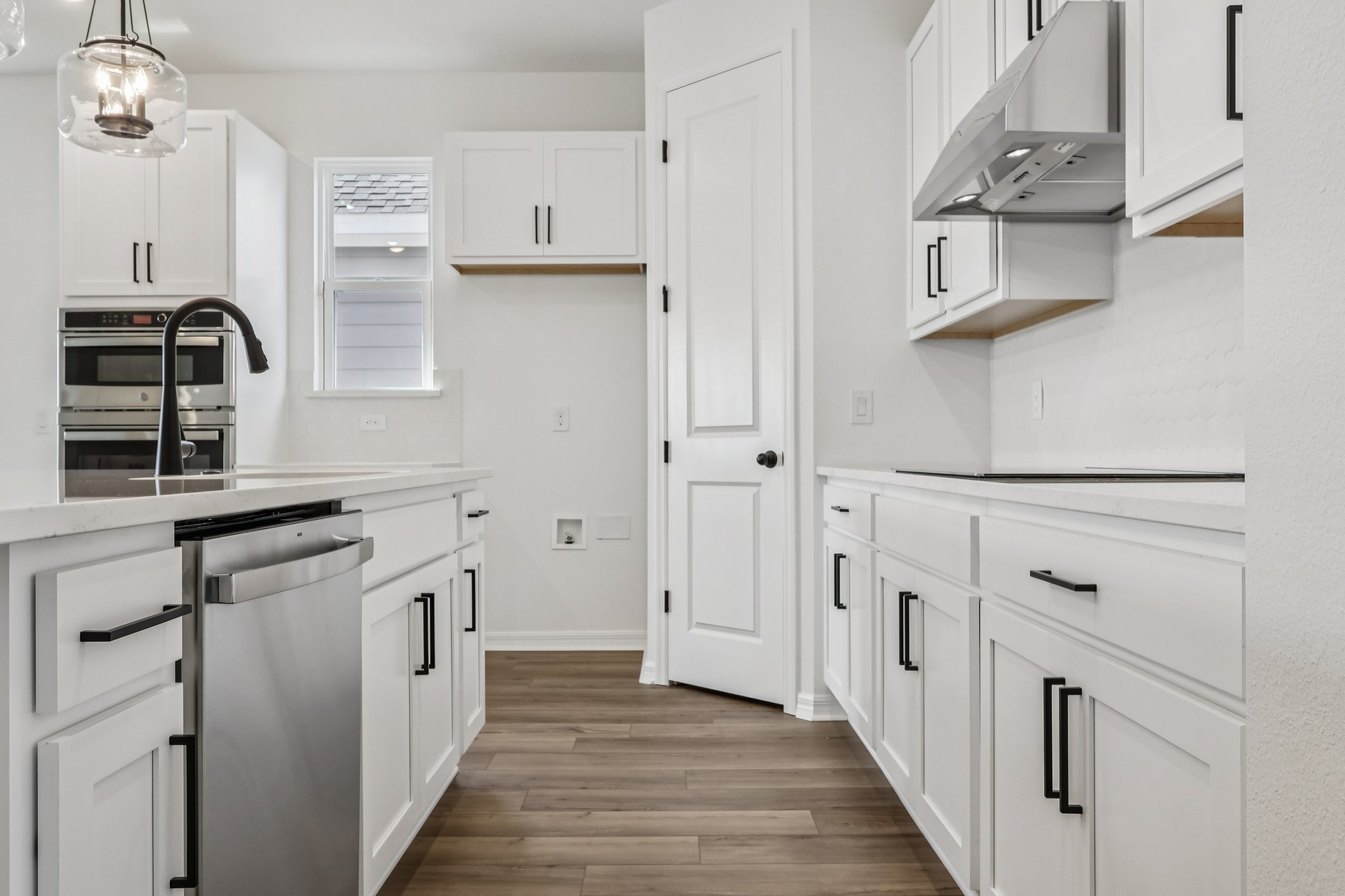 Wake St-S2412-014.jpg