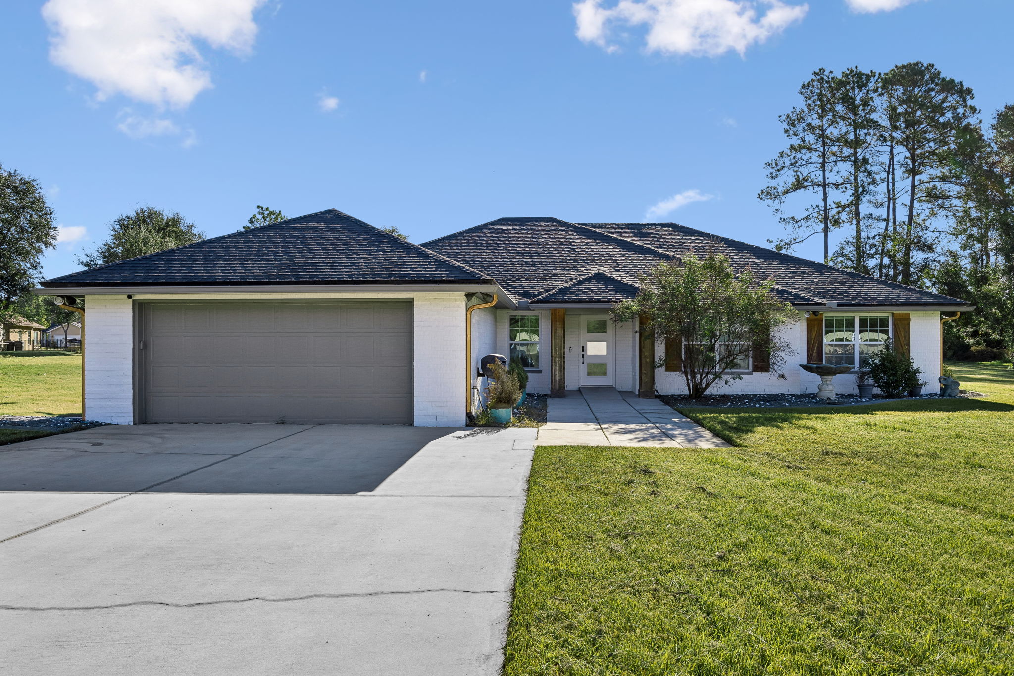 Welcome to 66441 Rocking Horse Ln