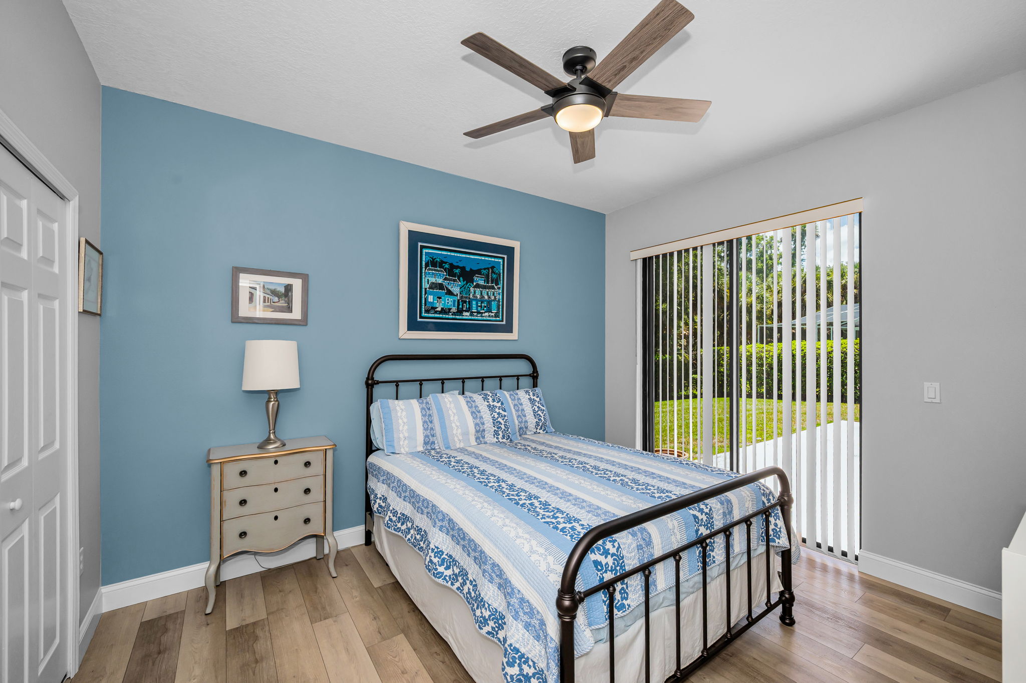 Bedroom2a