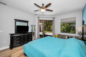 Primary Bedroom1b