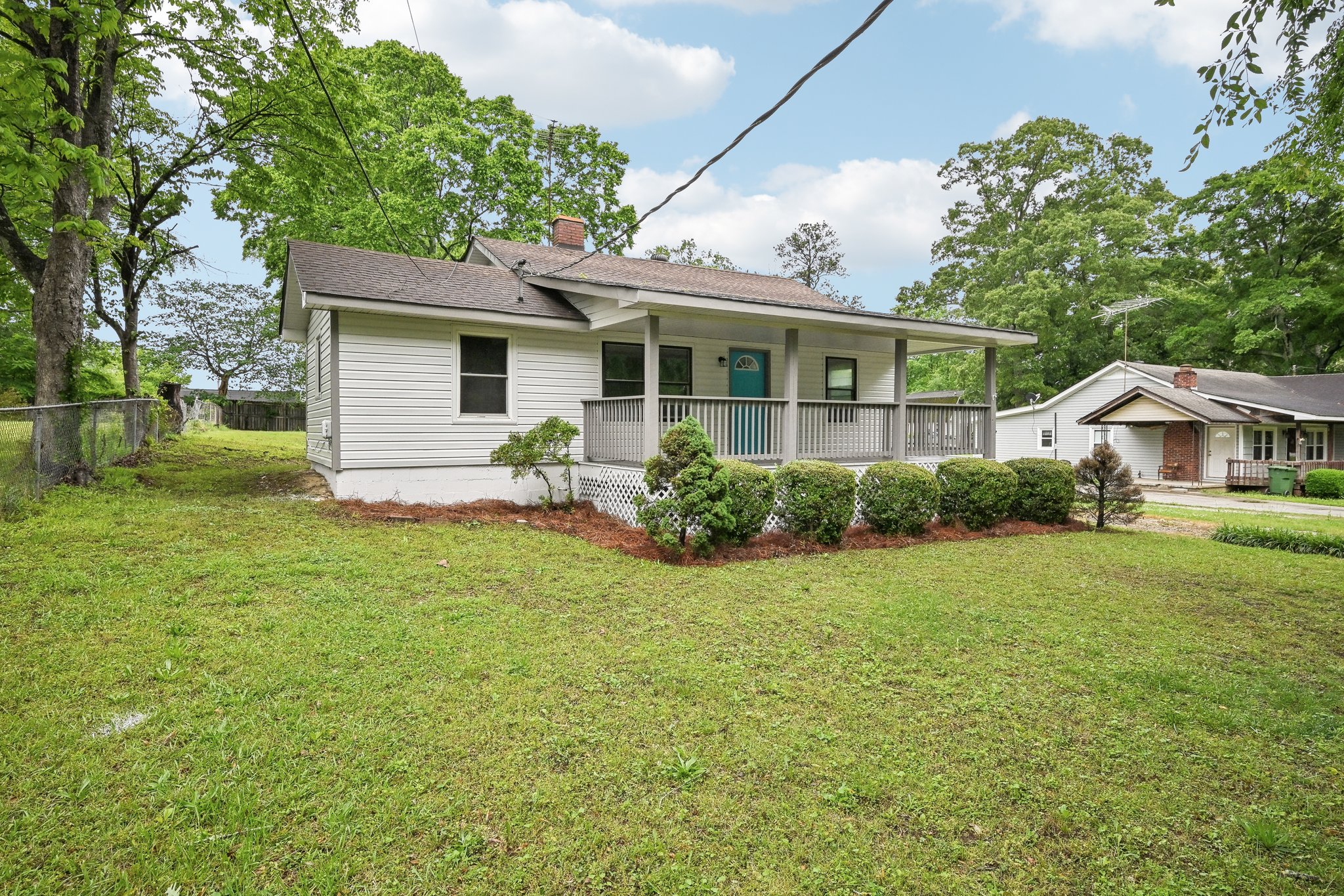 Florence Dr-0405-003.jpg
