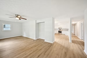 Florence Dr-0405-006.jpg