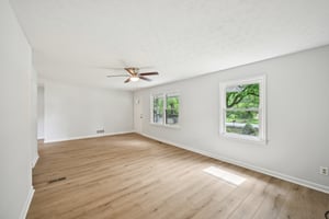 Florence Dr-0405-009.jpg