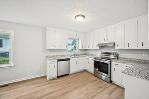Florence Dr-0405-013.jpg