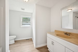 Florence Dr-0405-015.jpg