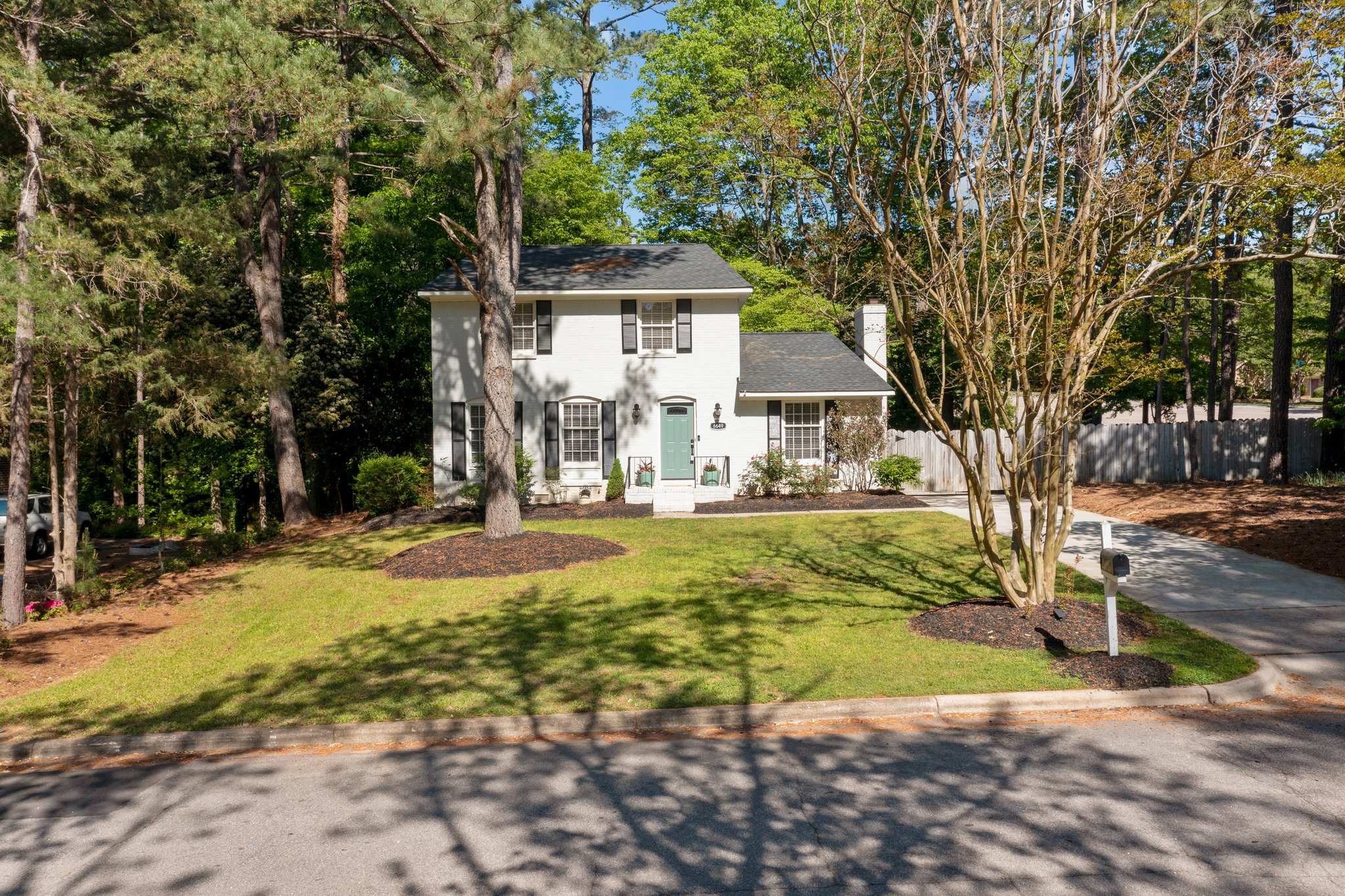 6649 Lynndale Dr, Raleigh, NC 27612, USA Photo 15