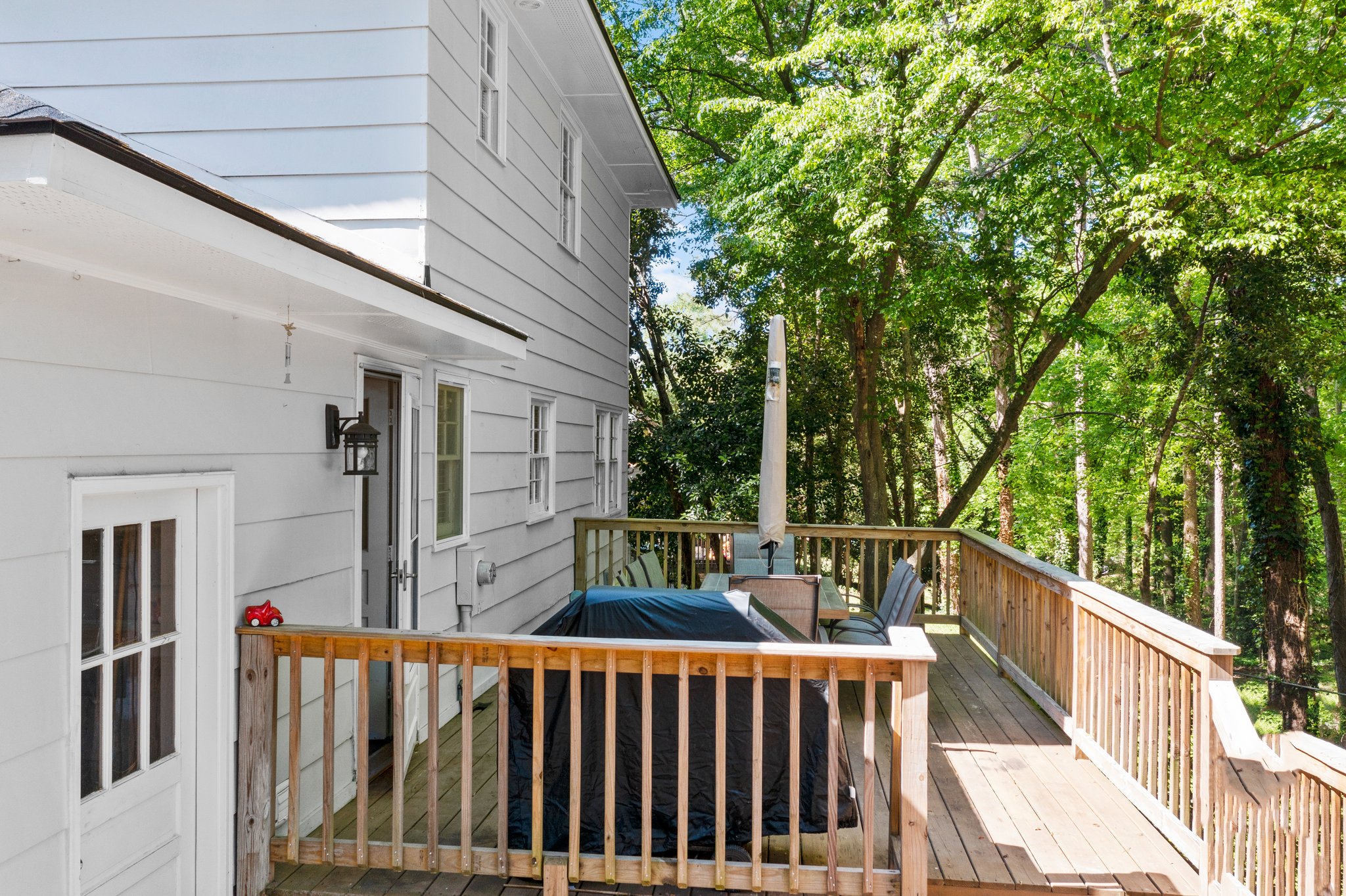 6649 Lynndale Dr, Raleigh, NC 27612, USA Photo 9