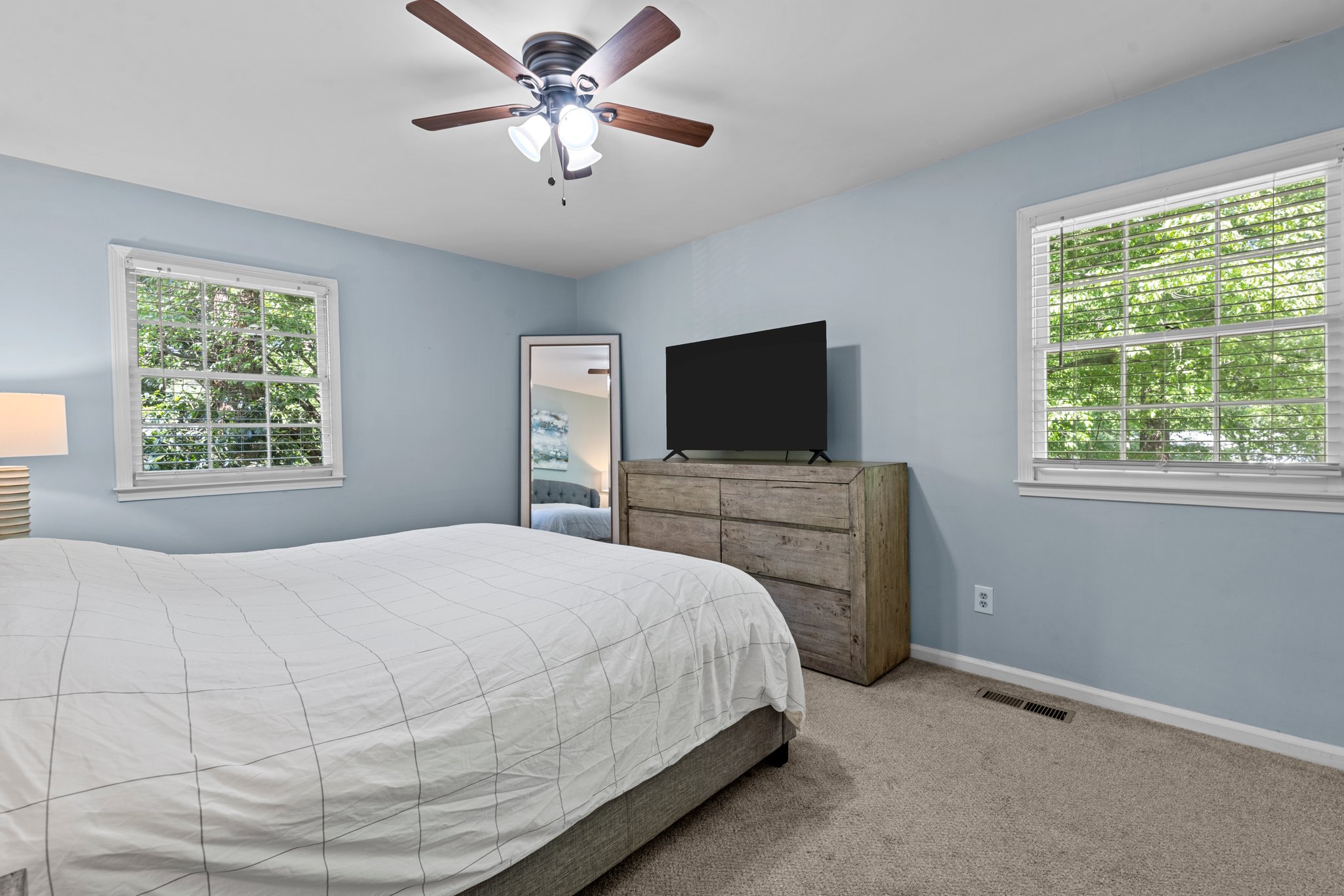 6649 Lynndale Dr, Raleigh, NC 27612, USA Photo 36