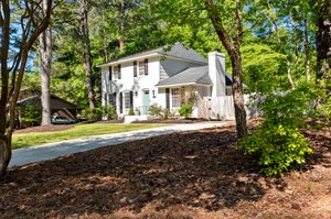 6649 Lynndale Dr, Raleigh, NC 27612, USA Photo 4