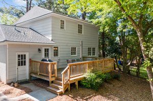 6649 Lynndale Dr, Raleigh, NC 27612, USA Photo 9