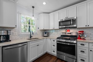 6649 Lynndale Dr, Raleigh, NC 27612, USA Photo 25