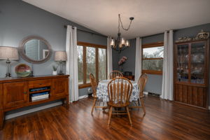 09-Dining Room