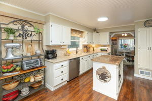 12-Kitchen