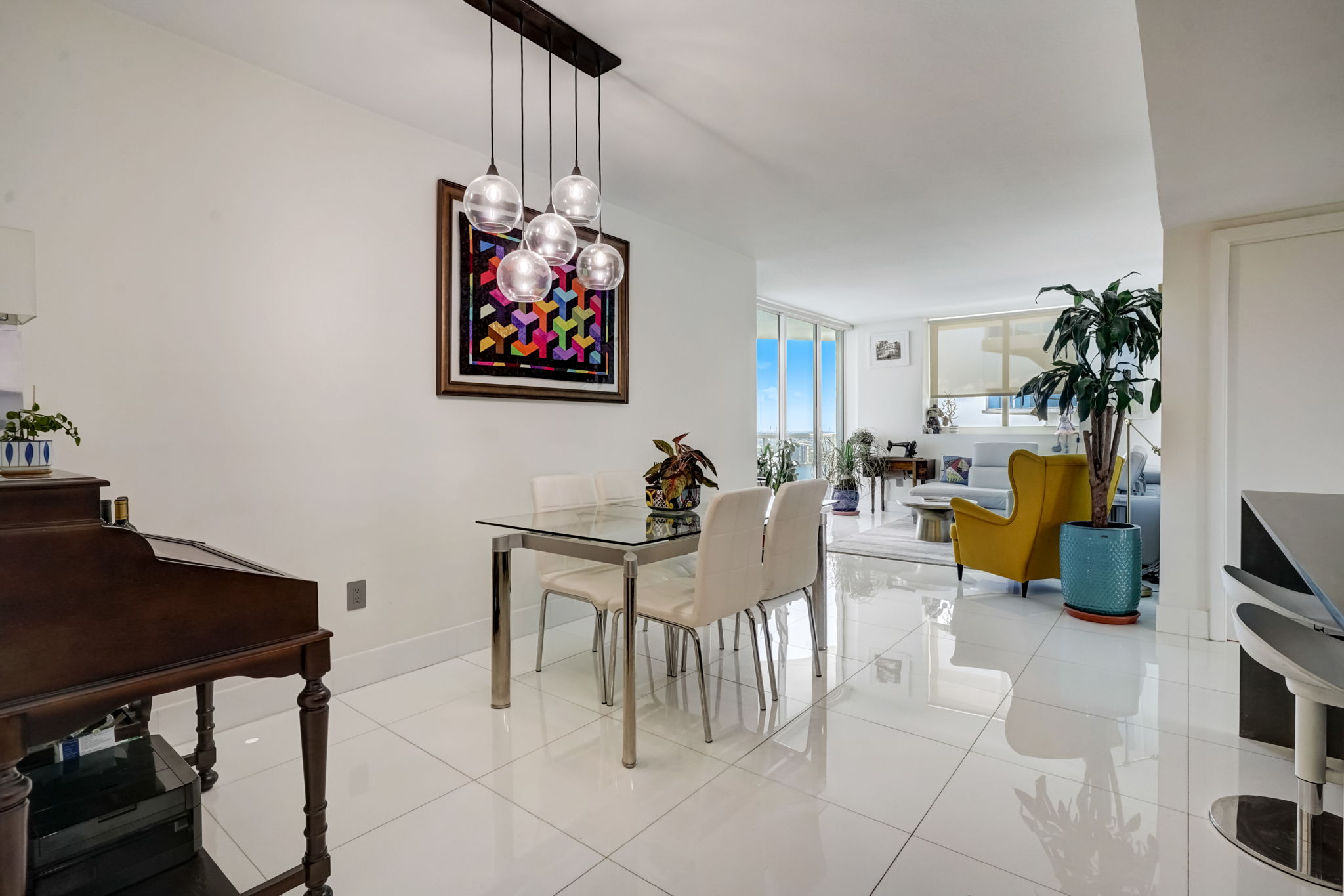 NE 25th St 2301-007