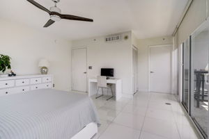 NE 25th St 2301-036