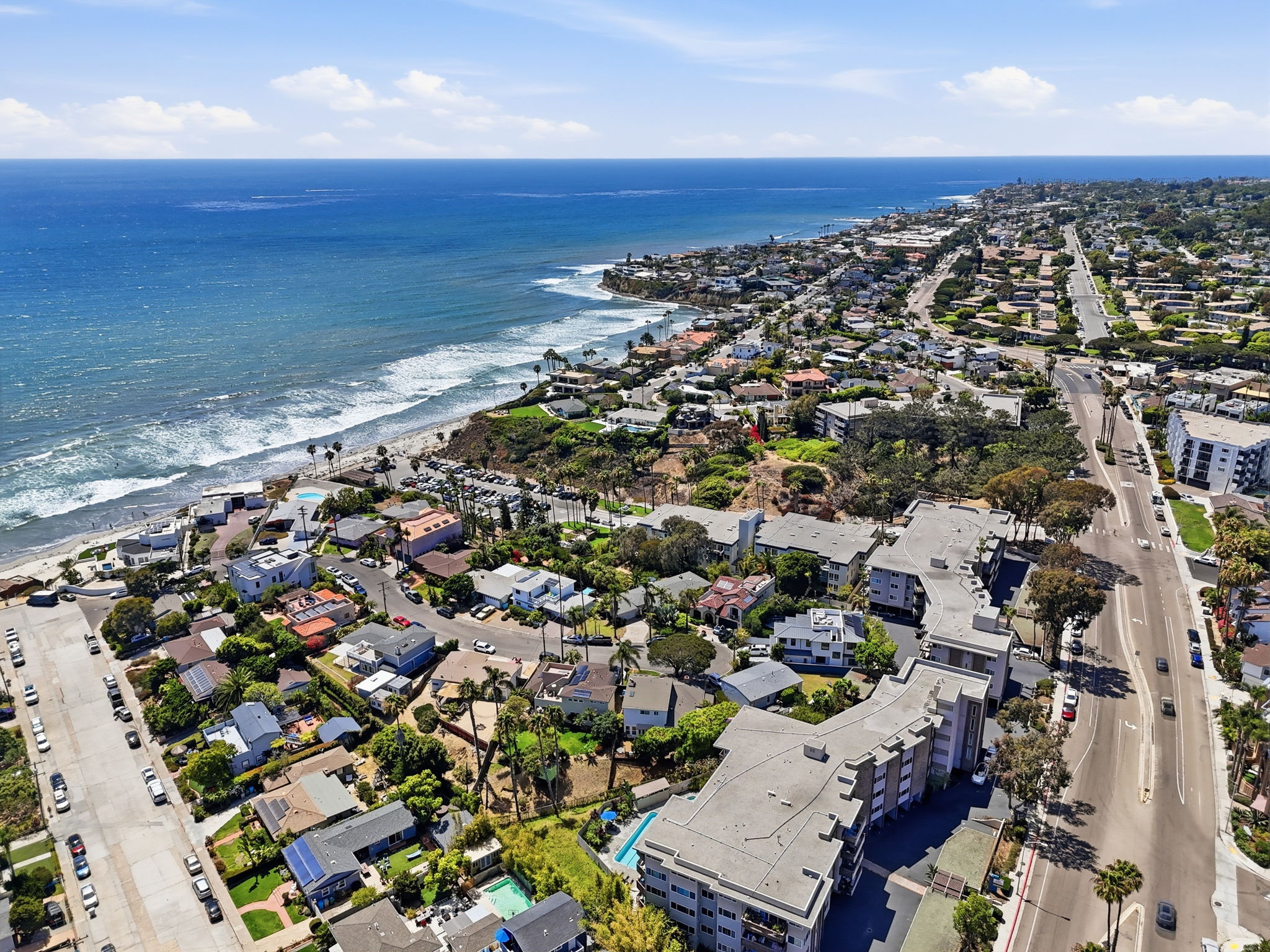665 Pacific View Dr-30