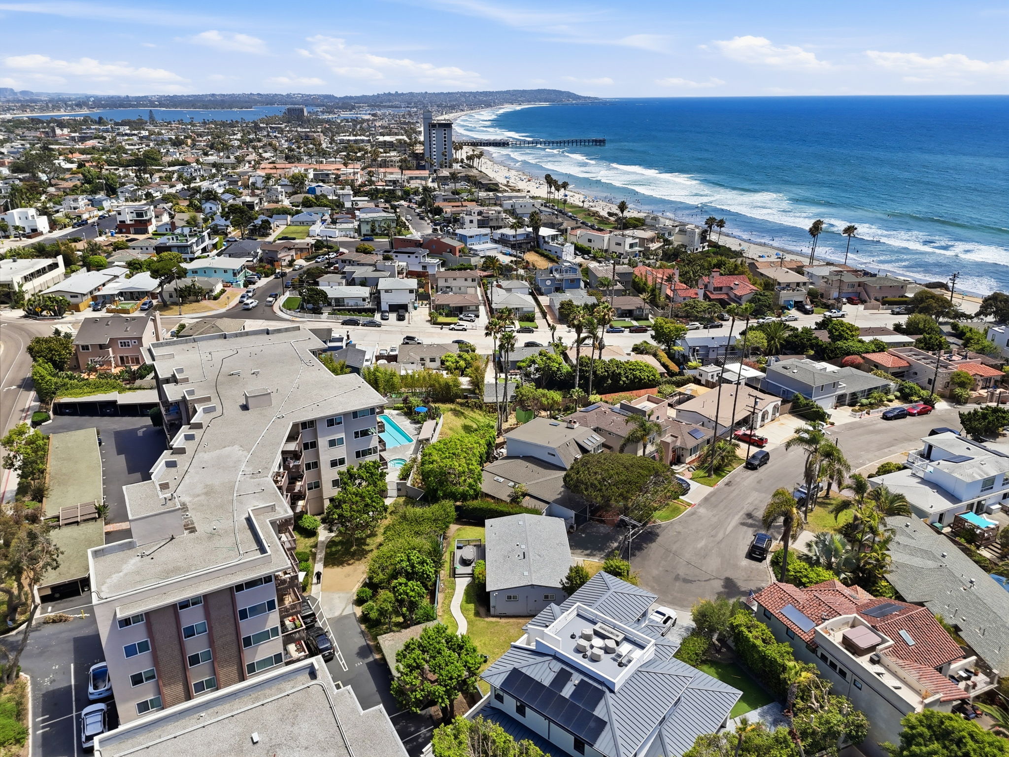 665 Pacific View Dr-6