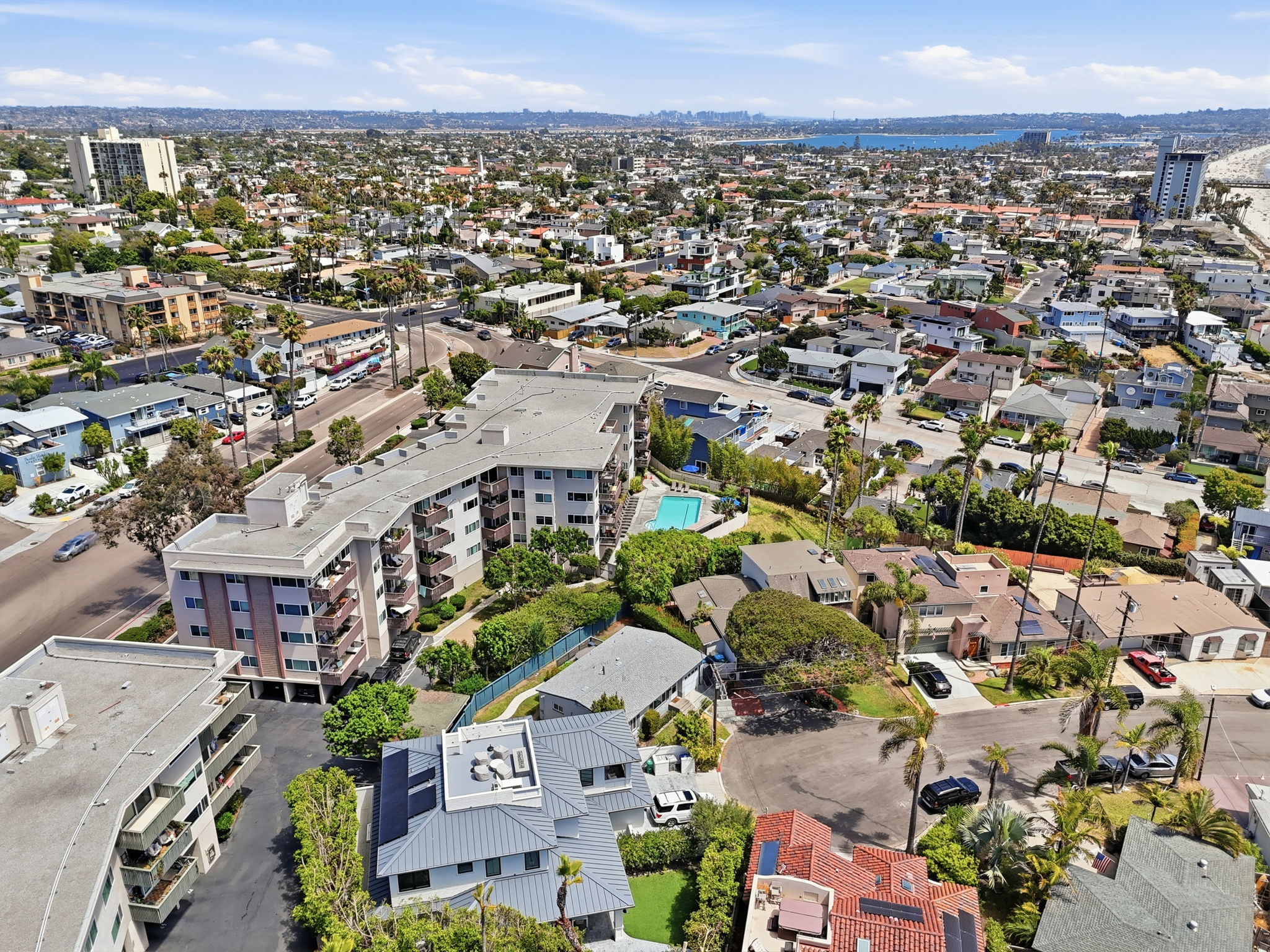 665 Pacific View Dr-5