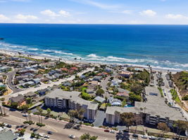 665 Pacific View Dr-21