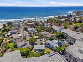 665 Pacific View Dr-9
