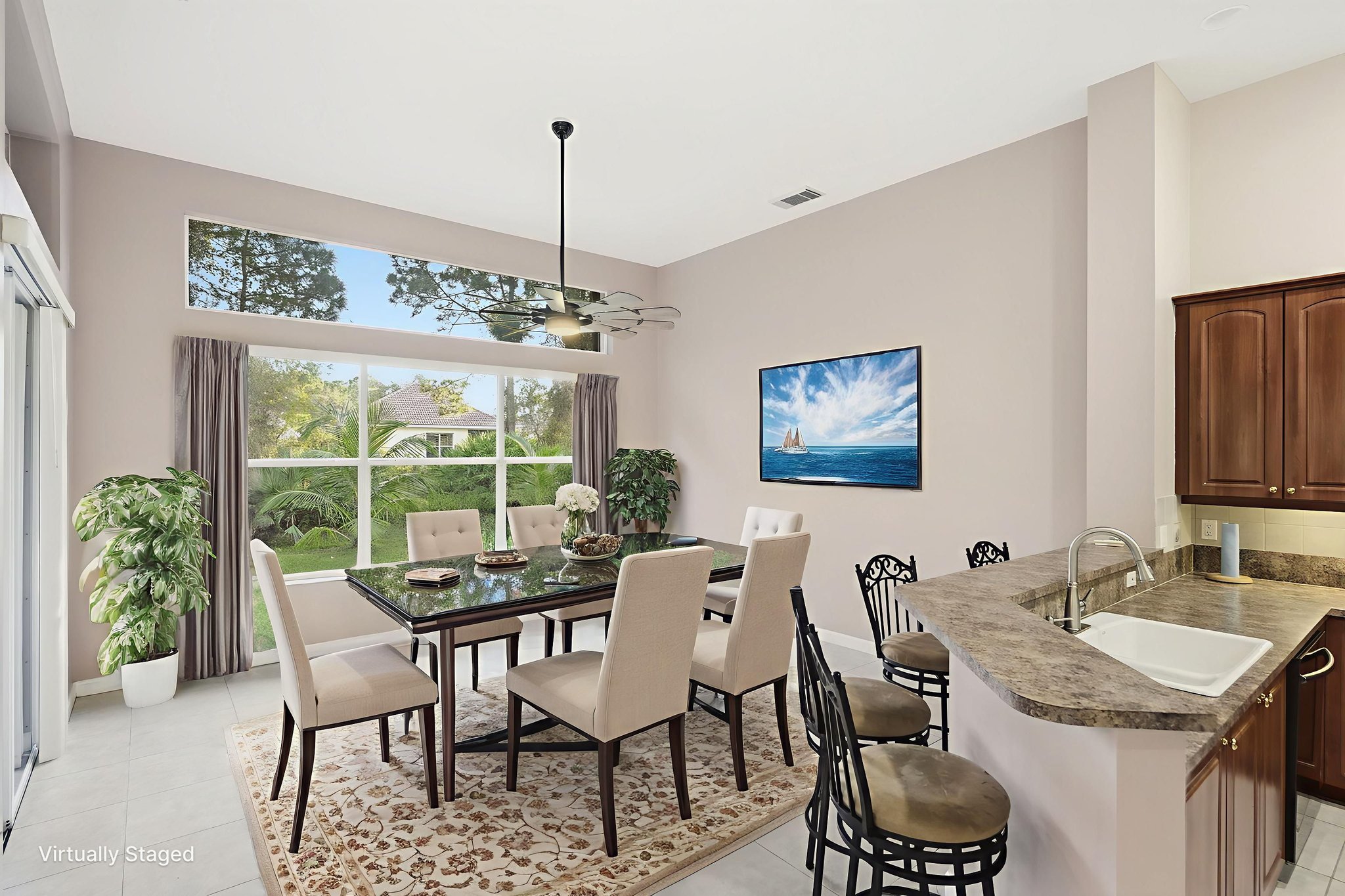 _DSC3215 virtually staged.jpeg