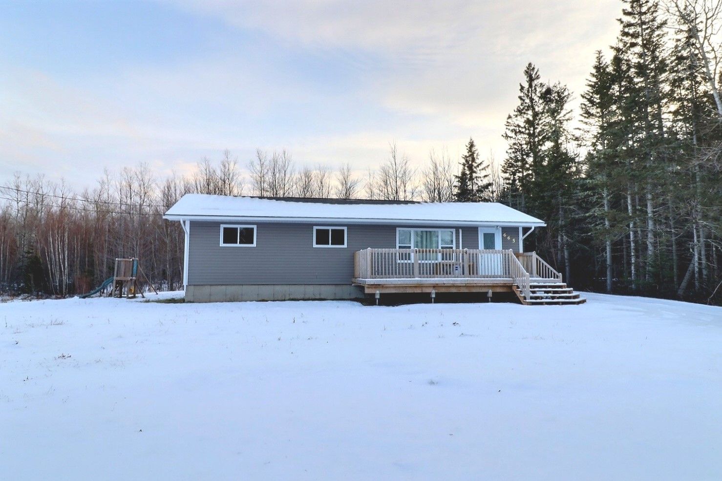 665 Weisner Rd, Moncton, NB E1H 1T6 PROPICSTA & MeasureMySpace