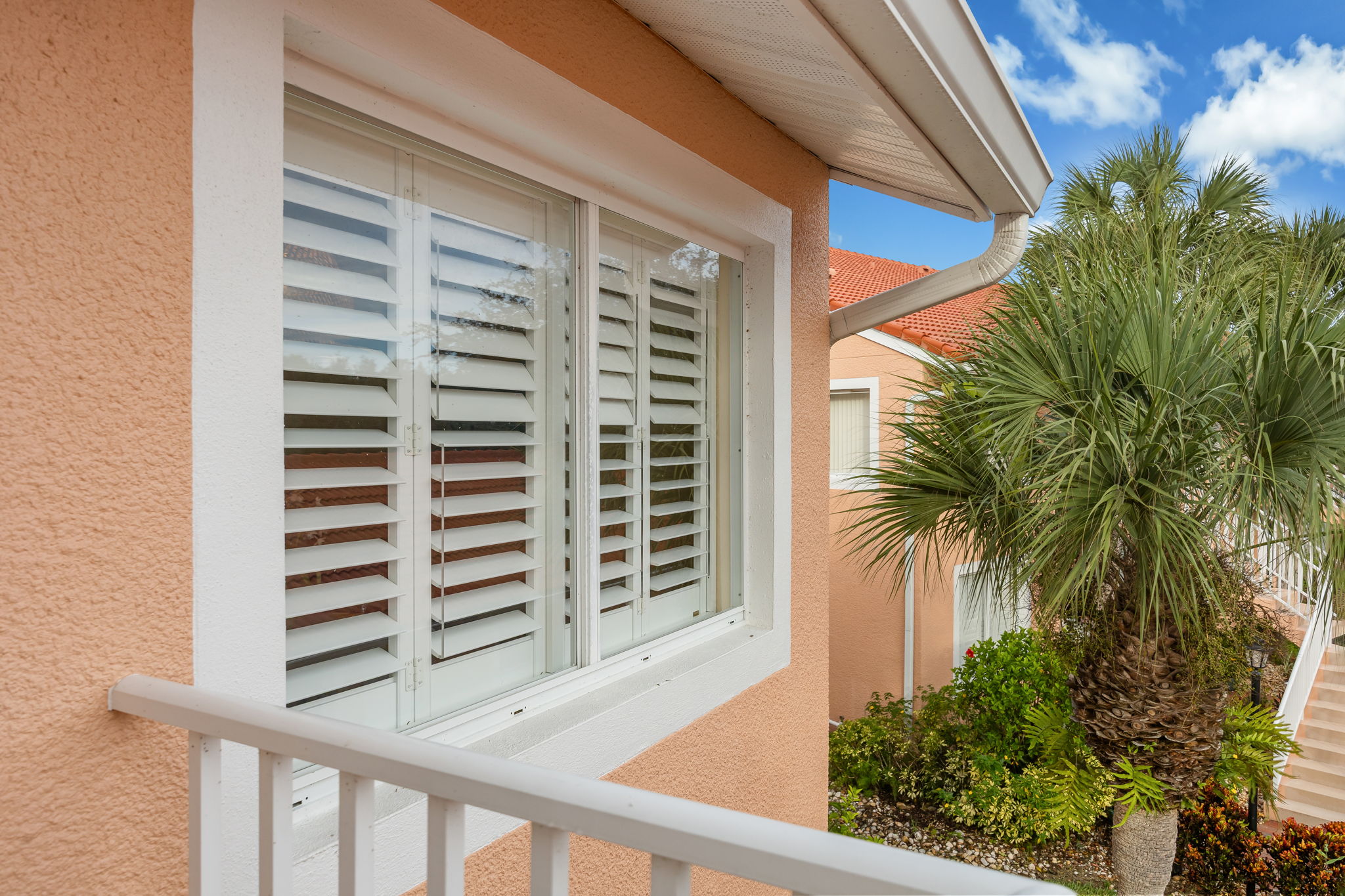 6650 Beach Resort Dr unit 16, Naples, FL 34114, USA Photo 2
