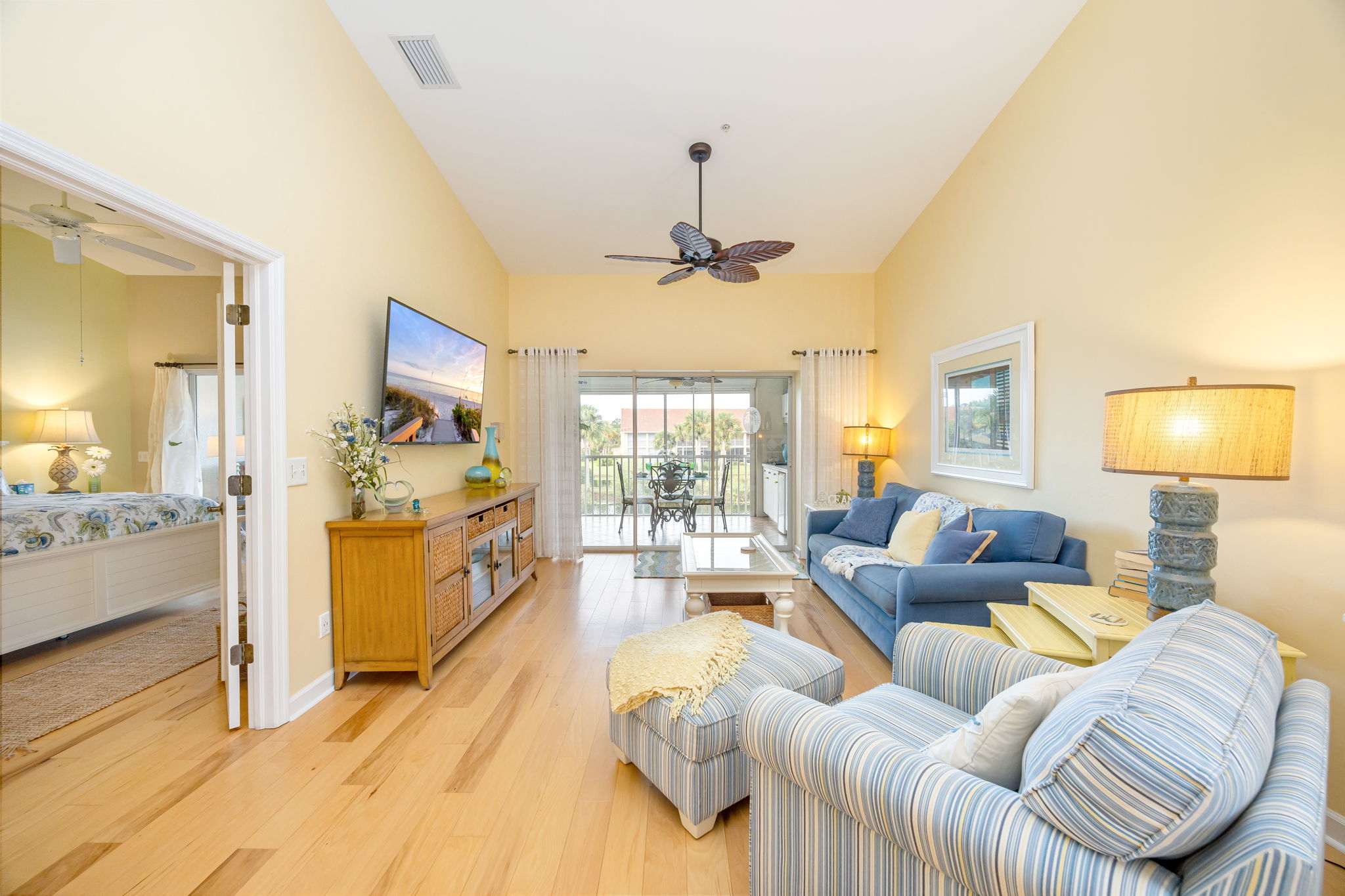 6650 Beach Resort Dr unit 16, Naples, FL 34114, USA Photo 5