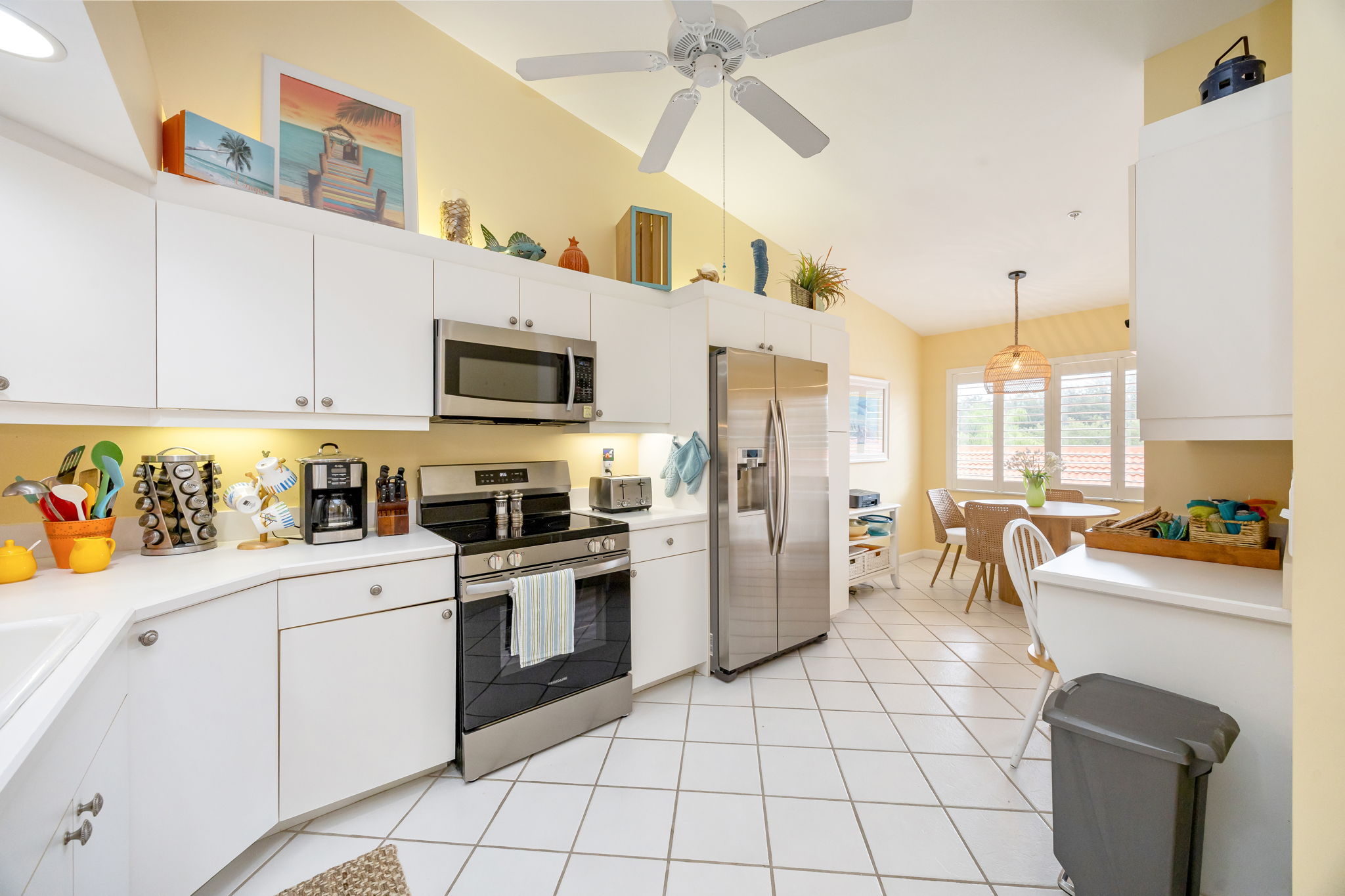 6650 Beach Resort Dr unit 16, Naples, FL 34114, USA Photo 10