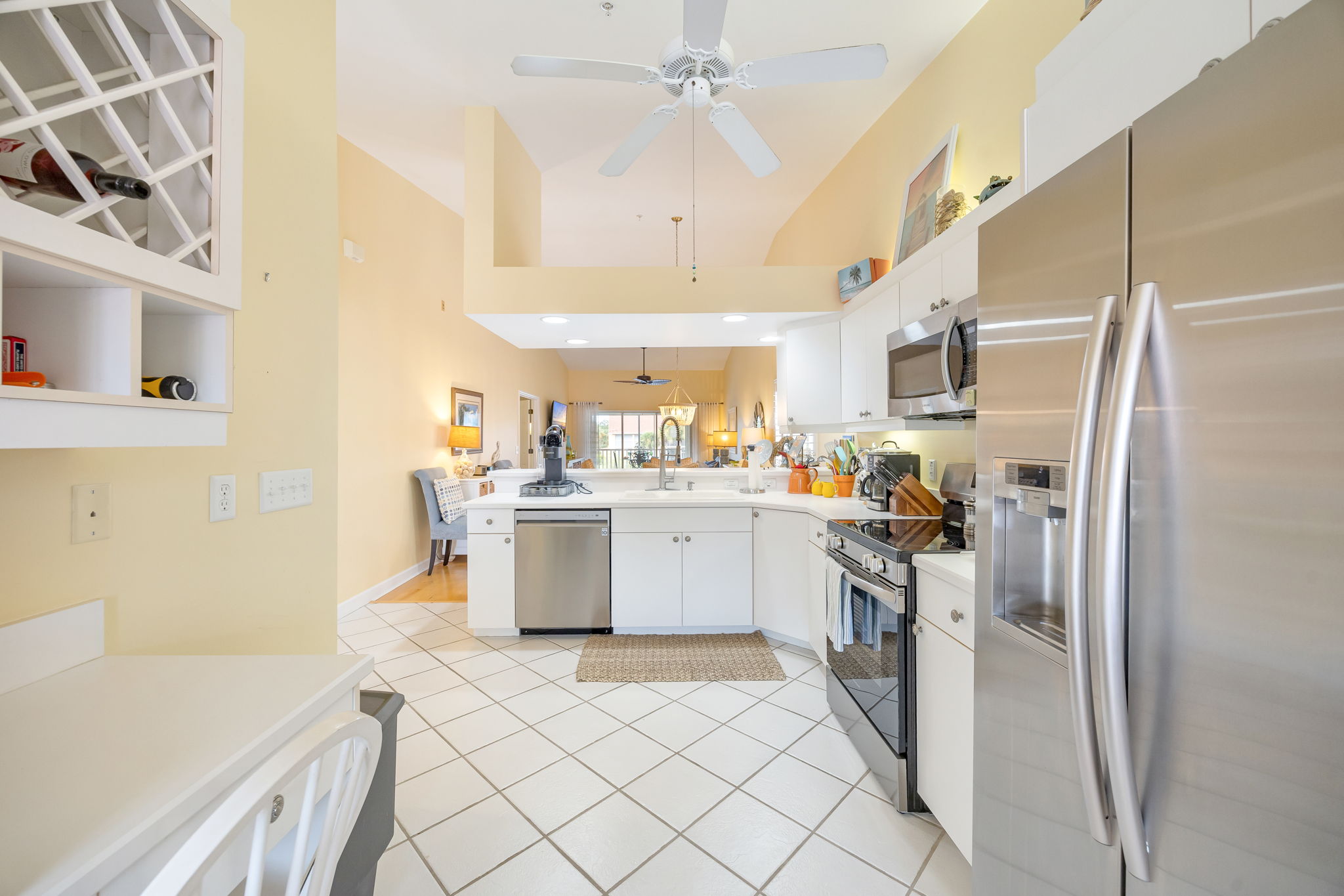 6650 Beach Resort Dr unit 16, Naples, FL 34114, USA Photo 11