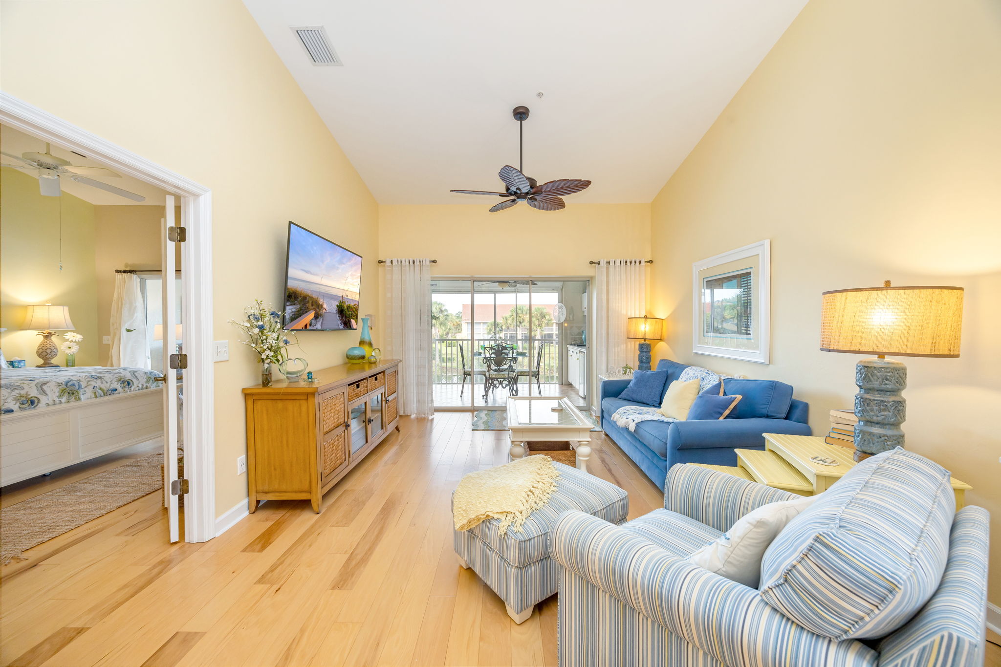 6650 Beach Resort Dr unit 16, Naples, FL 34114, USA Photo 5
