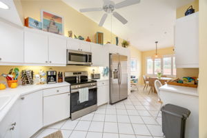 6650 Beach Resort Dr unit 16, Naples, FL 34114, USA Photo 9