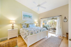 6650 Beach Resort Dr unit 16, Naples, FL 34114, USA Photo 17
