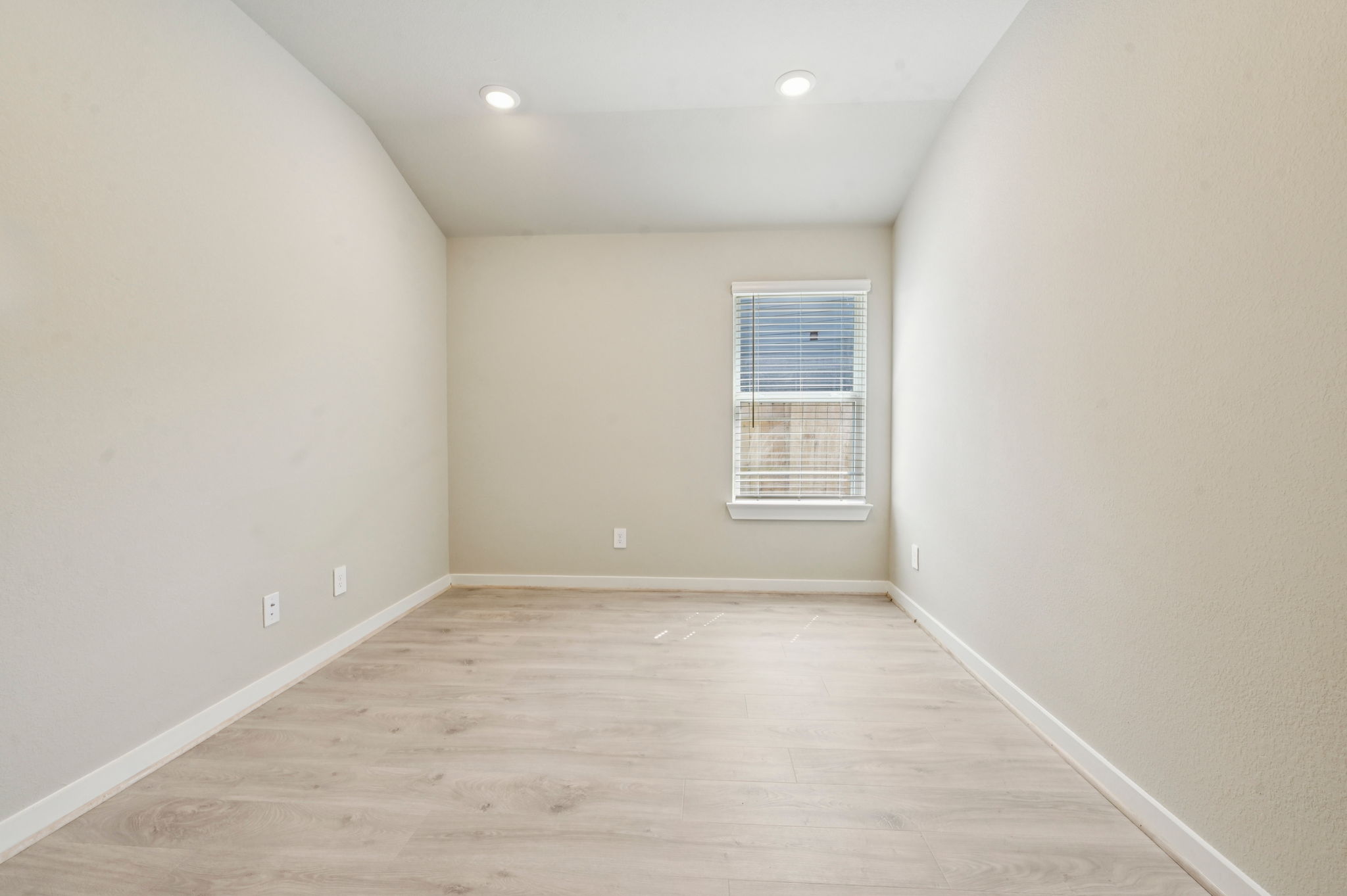 Houston - Glendale Lakes - 6651 Castella Dr Arcola TX 77583 - 022