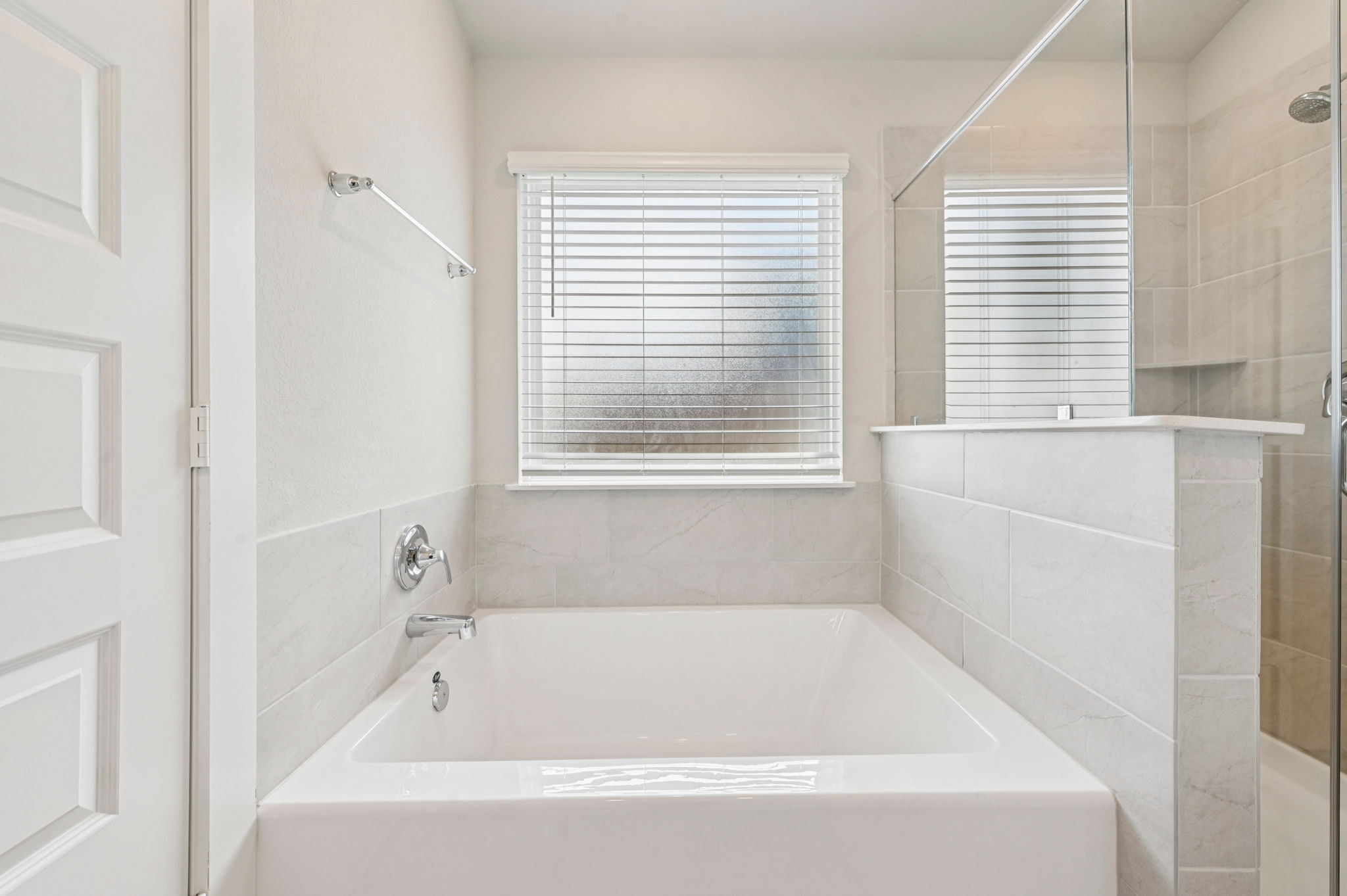 Houston - Glendale Lakes - 6651 Castella Dr Arcola TX 77583 - 028