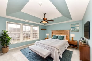 DSC_6759 virtually staged.jpeg