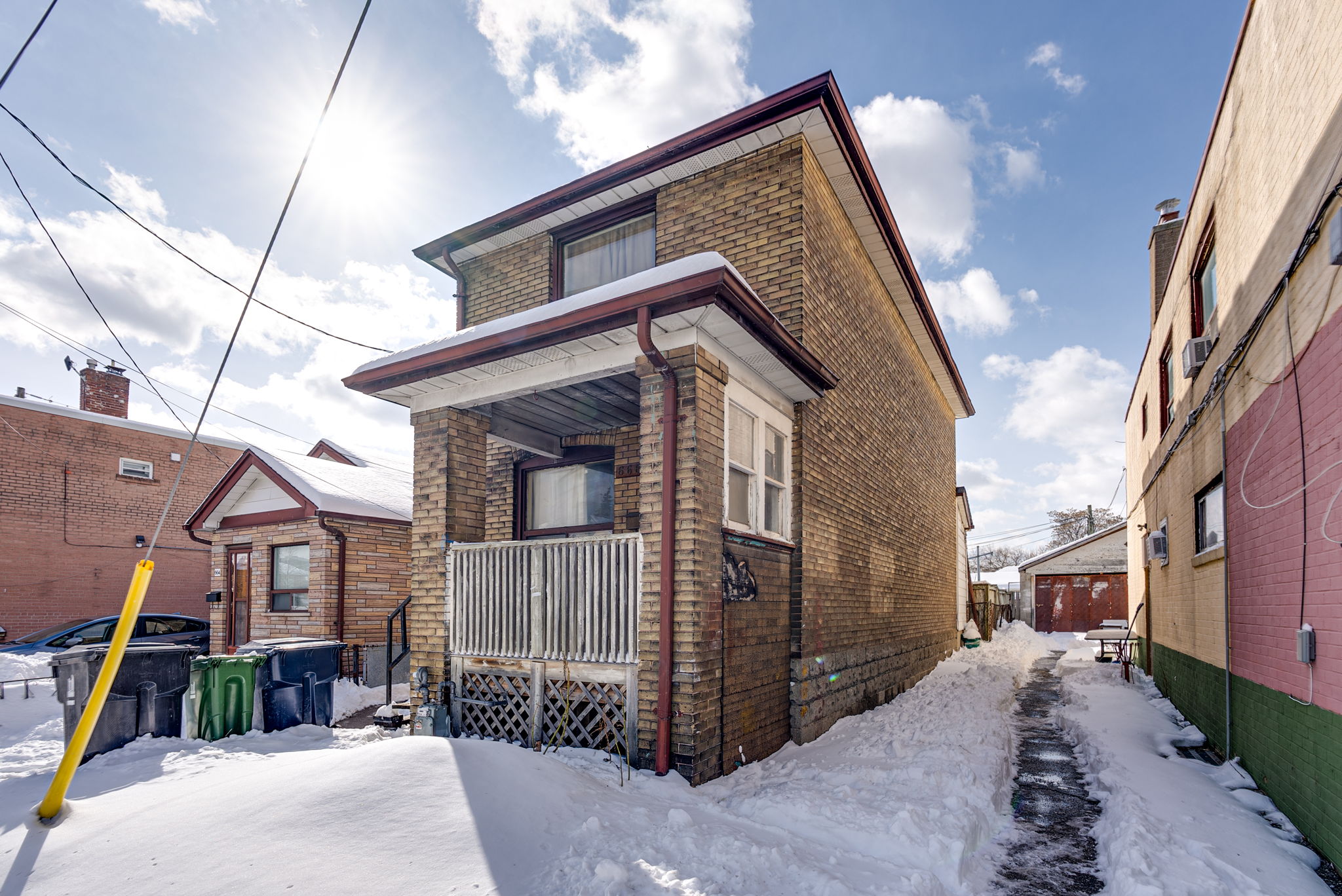 666 Jane St Toronto, ON M6N 4A7