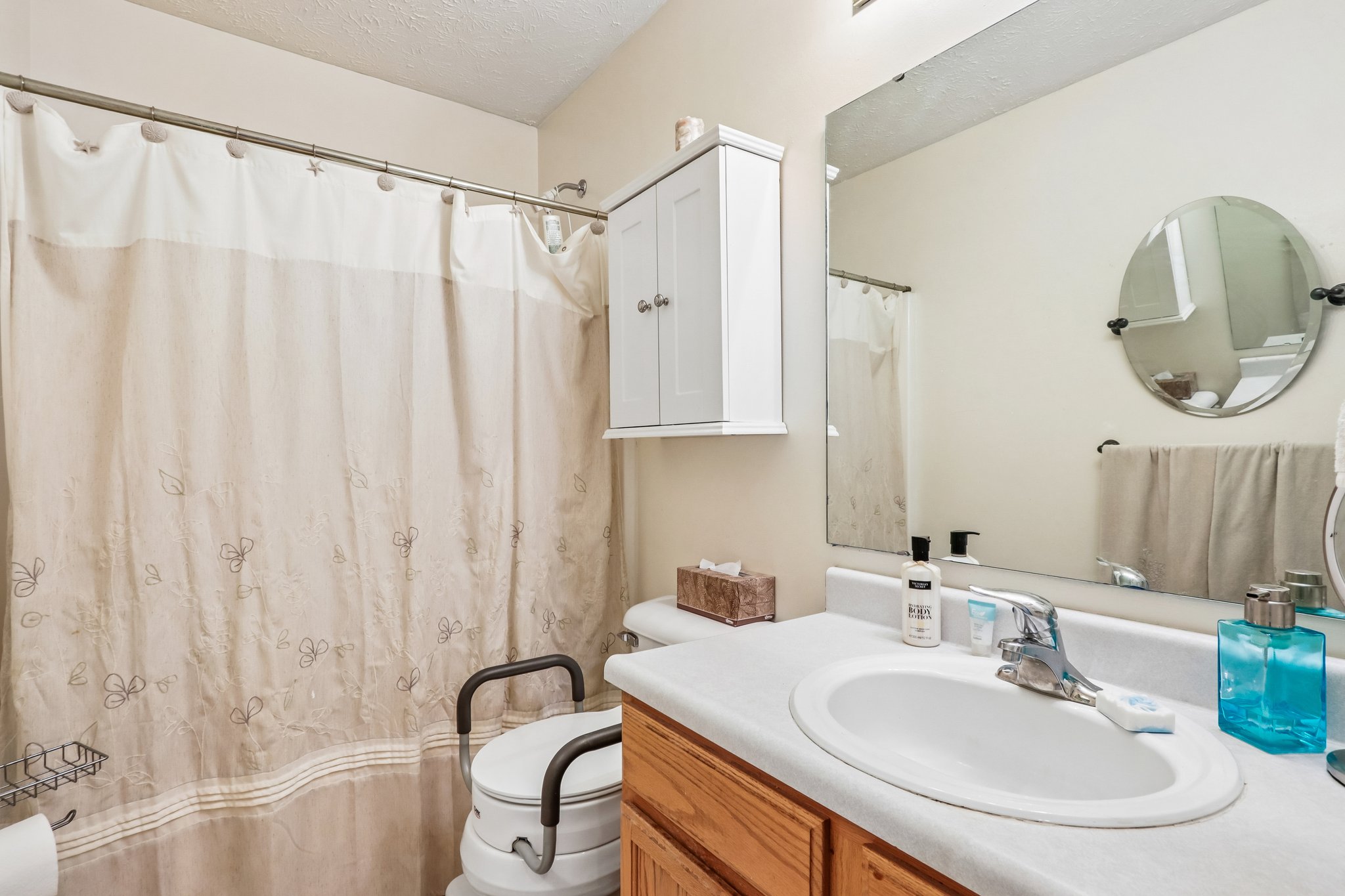 W Denton Dr-S1006-012.jpg