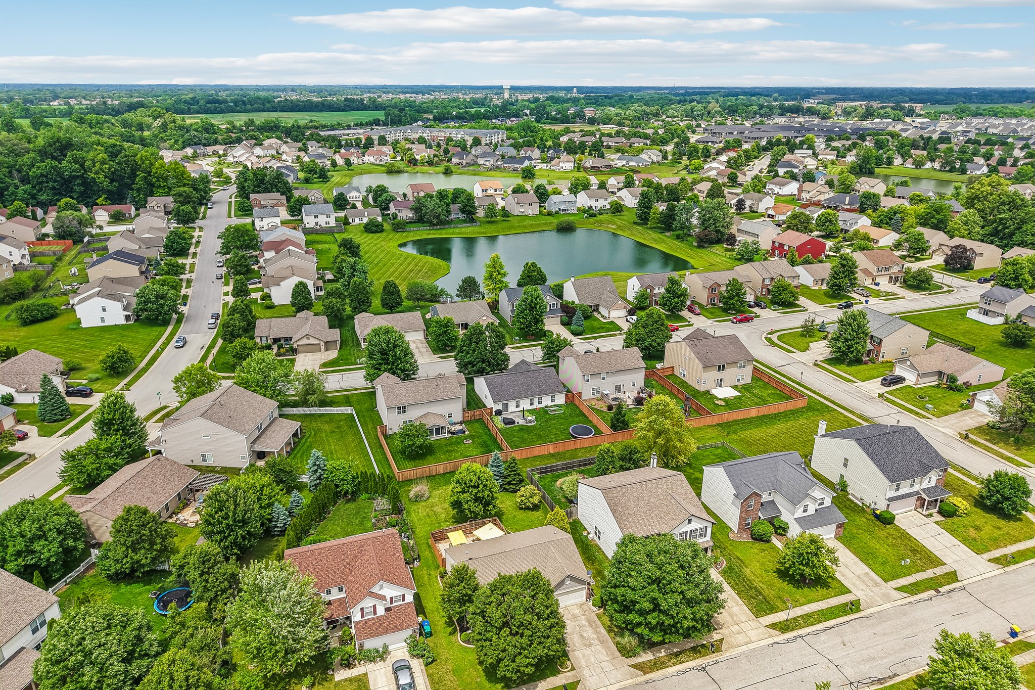 W Denton Dr-S1006-034.jpg