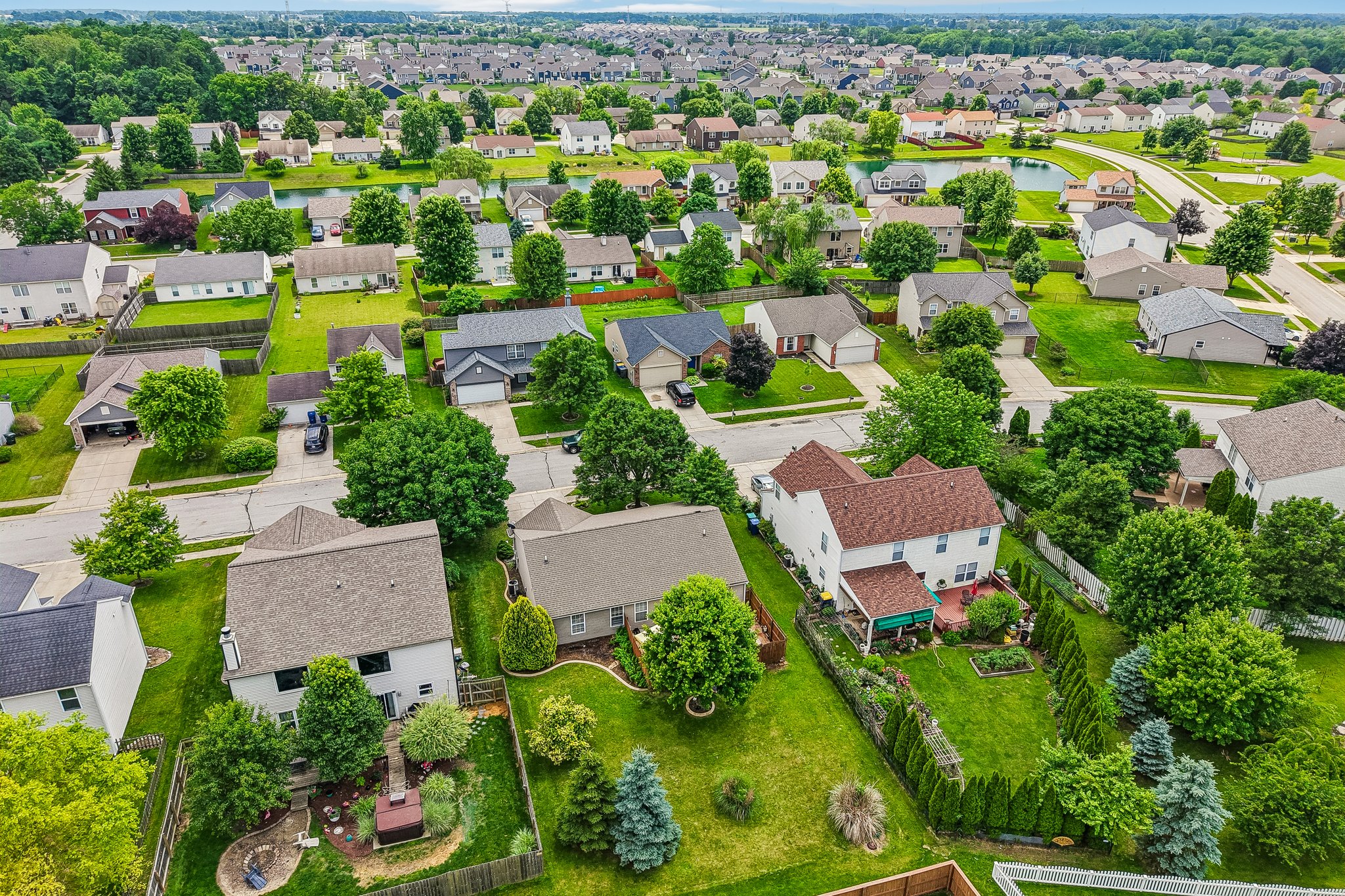 W Denton Dr-S1006-038.jpg
