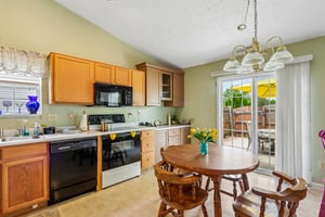 W Denton Dr-S1006-009.jpg