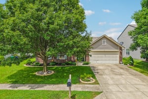 W Denton Dr-S1006-027.jpg